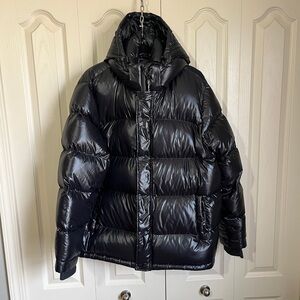 Women’s Aritzia Super Puff Hi-Gloss Puffer Jacket Black Sz. XL